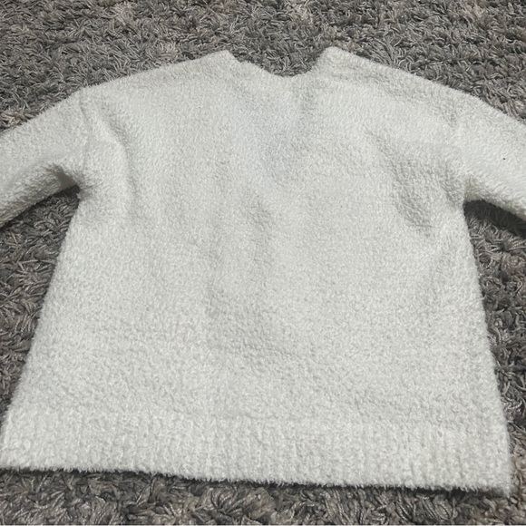 White Fur Cardigan - Picture 6 of 7